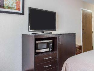 Quality Inn Grand Rapids South-Byron Center Cutlerville Zimmer foto
